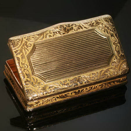 French Georgian golden snuffbox, can be used as pillbox