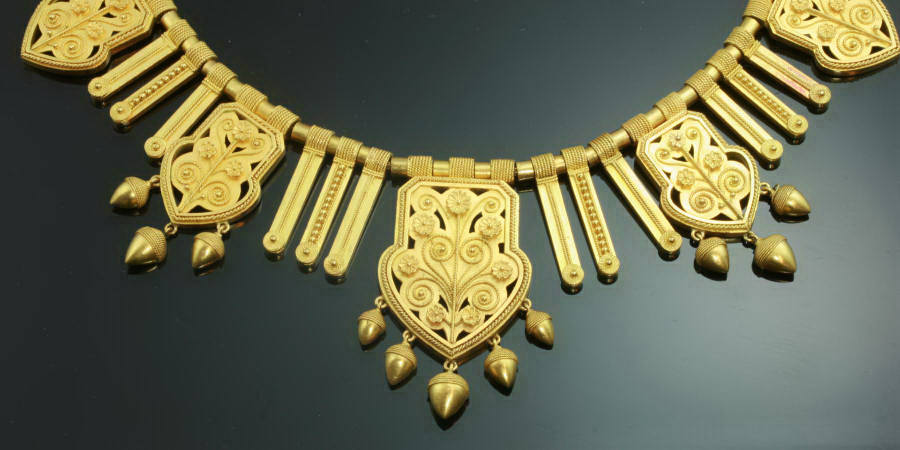 Victorian gold archaeological-revival necklace attributed to Fontenay