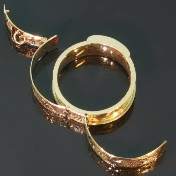 Gold Victorian belt ring with hidden space