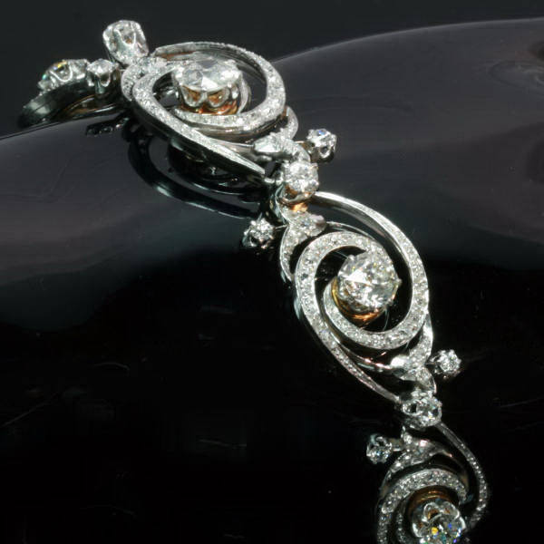 Antique Victorian jewelry above $10000