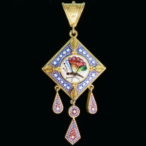 Antique jewelry with micro mosaic