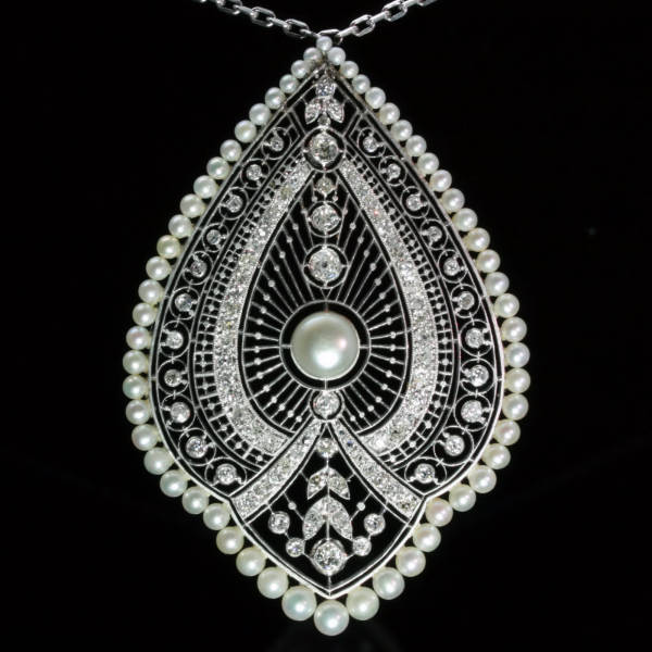 Art Deco Edwardian natural pearls Princess necklace from the antique jewelry collection of www.adin.be