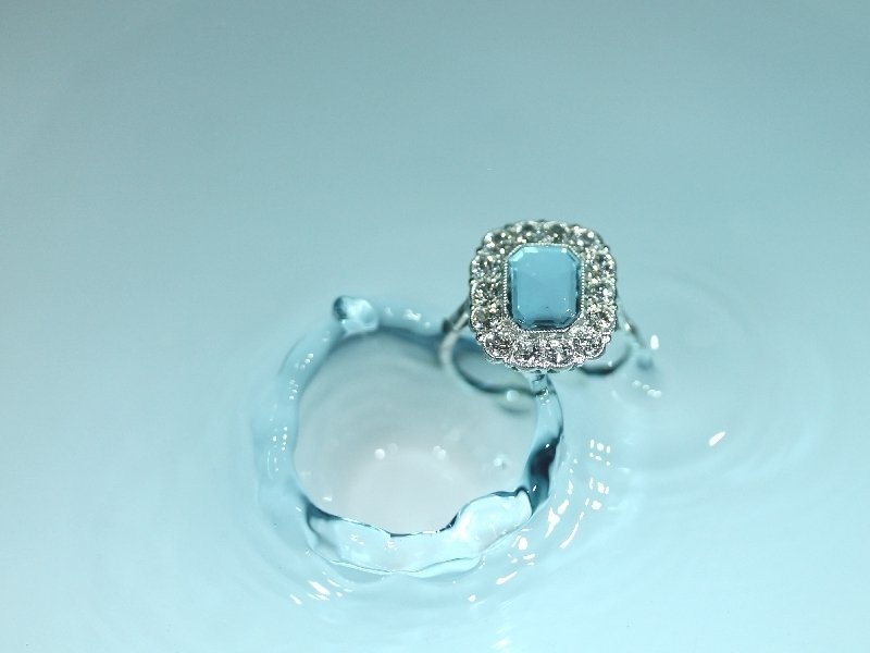 Platinum estate engagement ring with beautiful aquamarine and diamonds