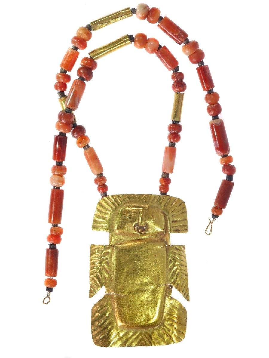 Click the picture to get to see this Pre-Columbian gold pendant with carnelian necklace