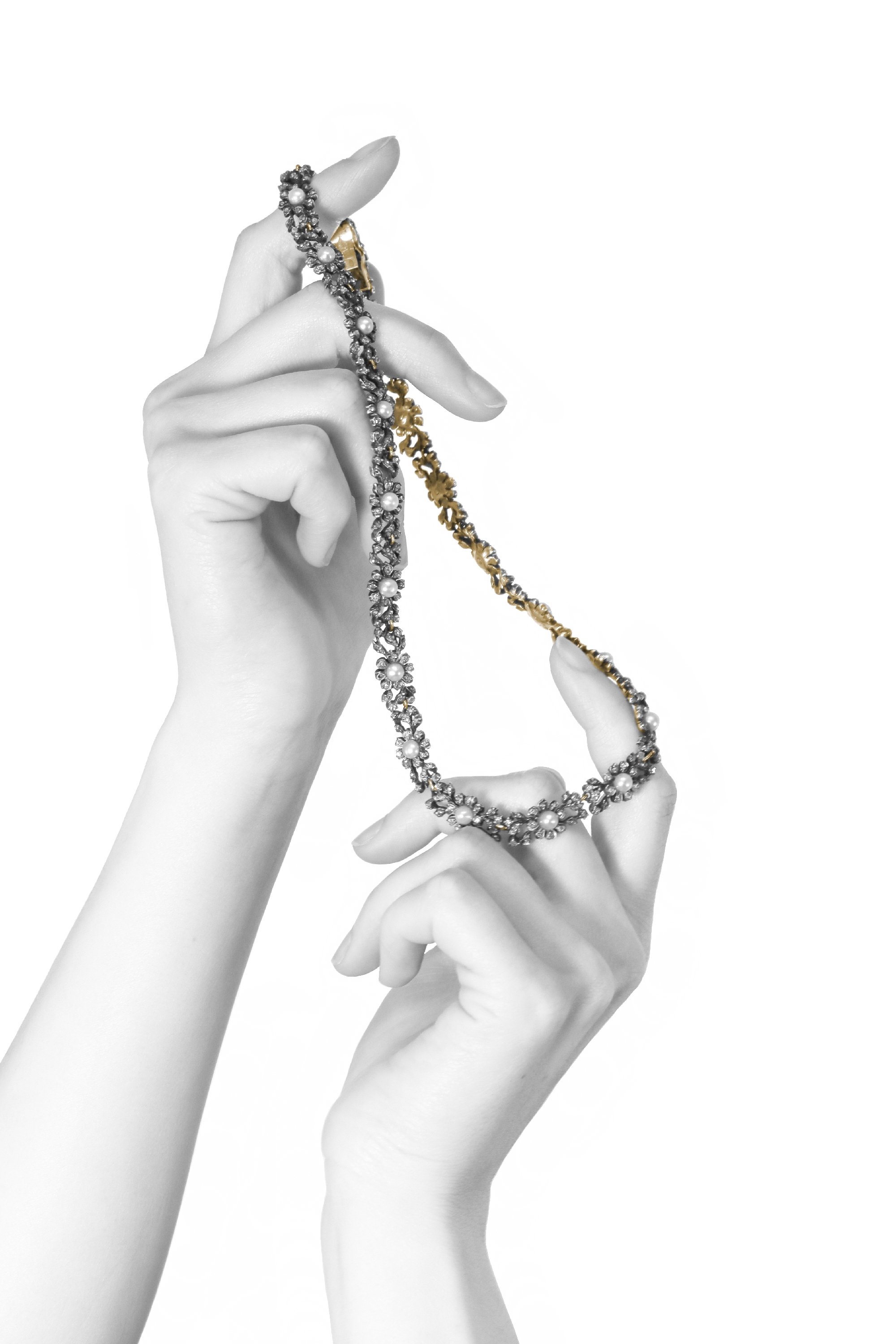 Click the picture to find out more about this Victorian Elegance: A Diamond and Pearl Choker of Timeless Grace