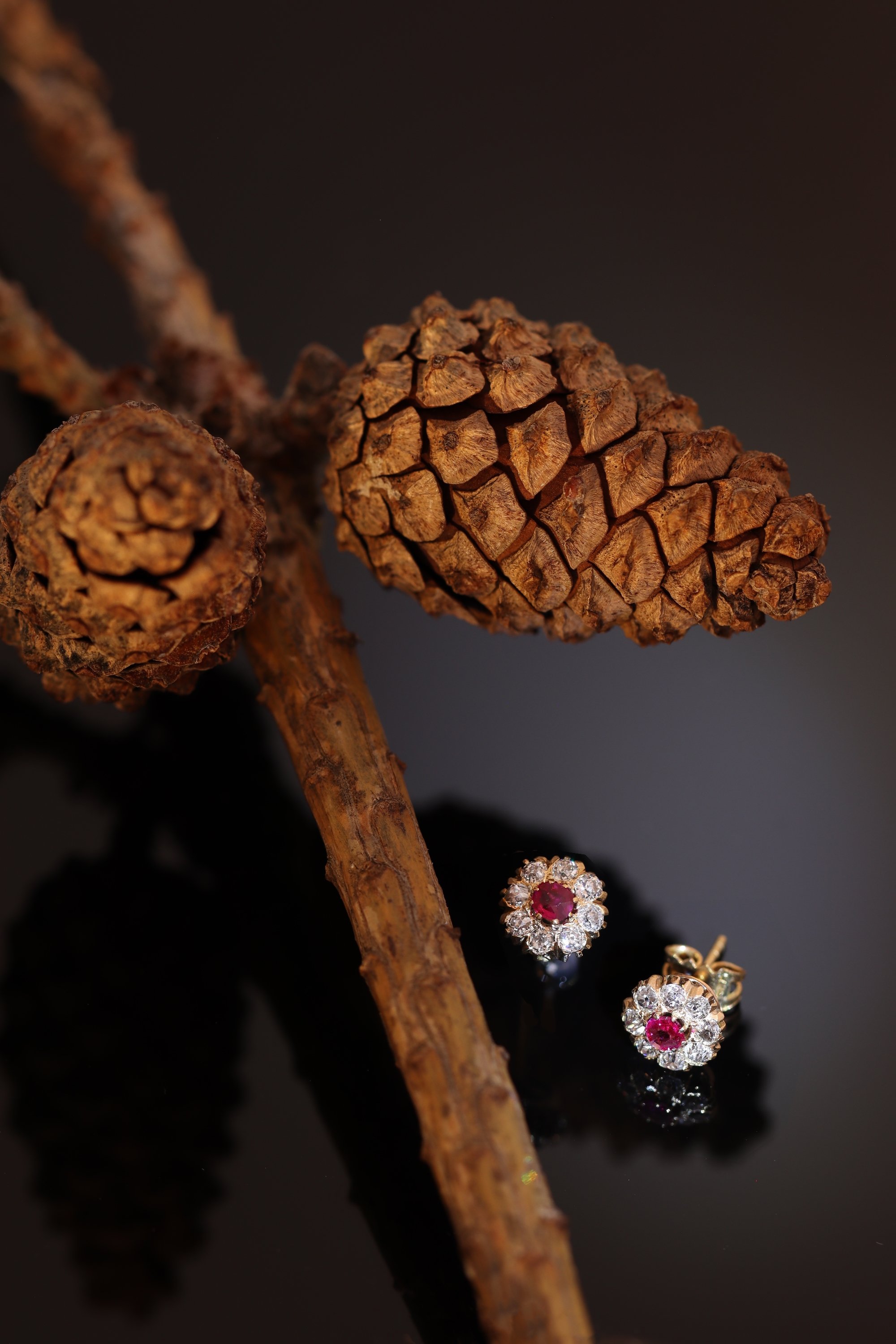 Click the picture to find out more about this Victorian diamond earstuds with natural rubies